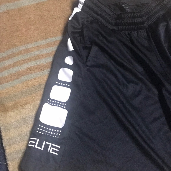 Nike Other - EUC MENS LARGE BLACK NIKE ELITE SHORTS